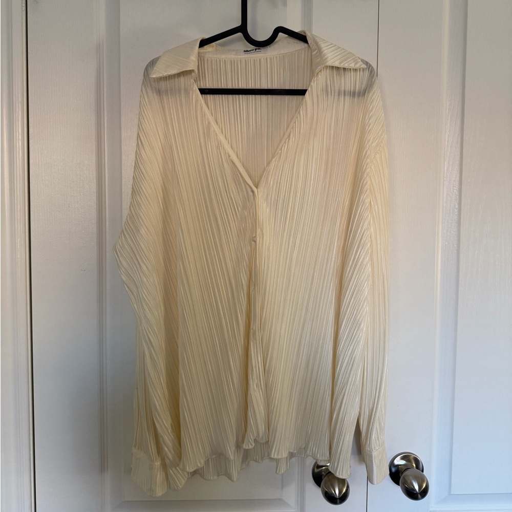 Showpo Cream Pleated Blouse and Pant Set - Size 8